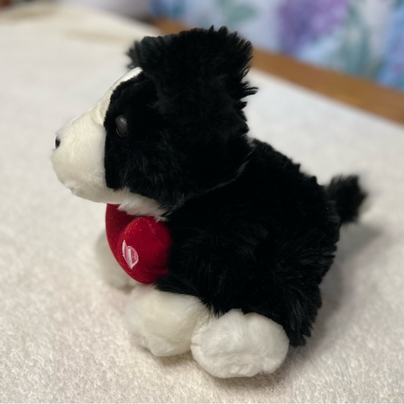 Simply Soft Collection Sheep Dog with Heart Plush - Picture 3 of 8